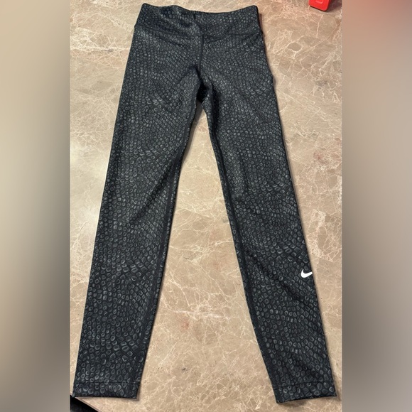 Nike Dri-FIT Leggings size small - Picture 2 of 4